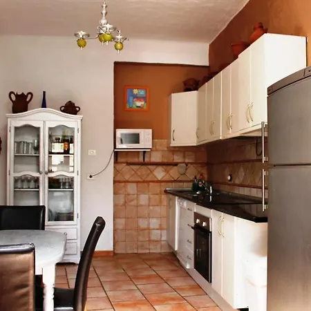 Holiday home Casa Medinilla *